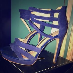 Only wore once good condition